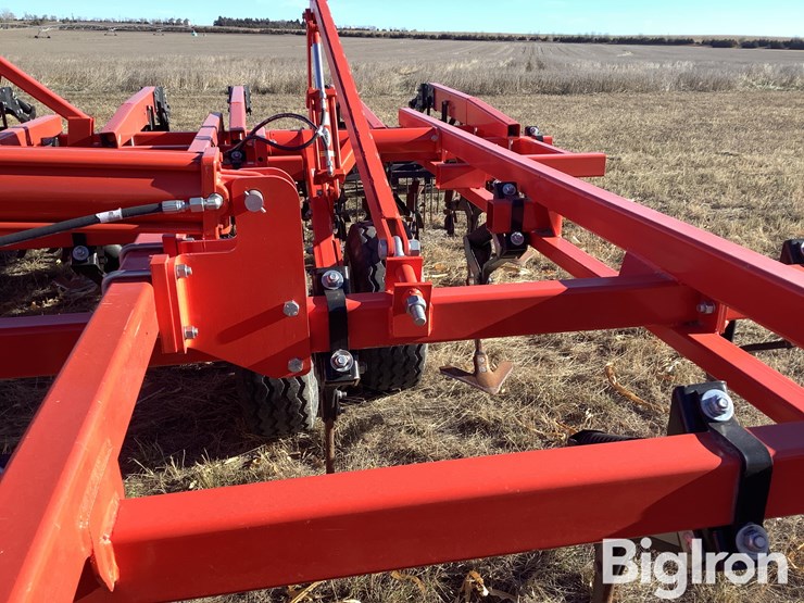 2024-kuhn-krause-6405-31-image-15