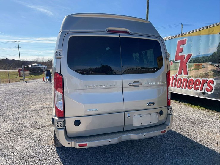 2019-ford-transit-image-25