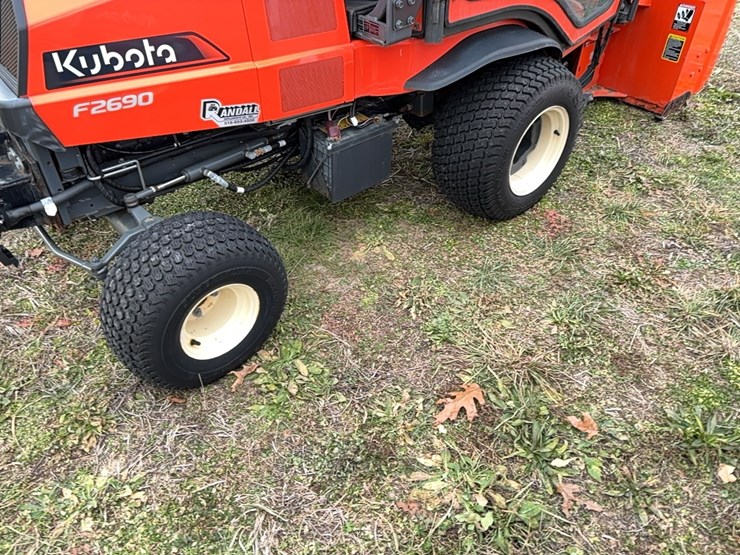 2022-kubota-f2690-snow-utility-tractor-sn:14315-image-9