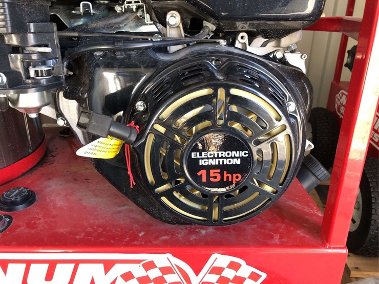 unused-easy-kleen-magnum-4000-hot-water-pressure-washer-image-2