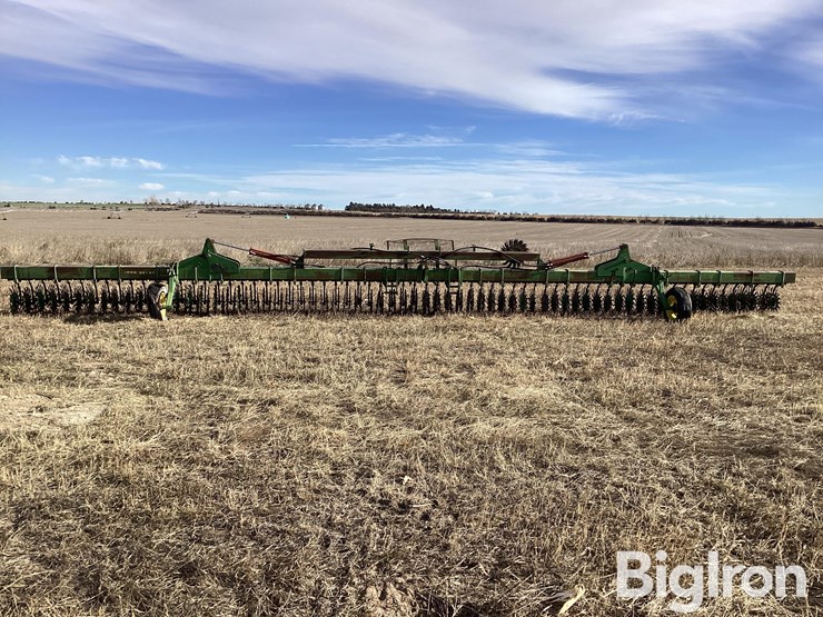 john-deere-400-image-2