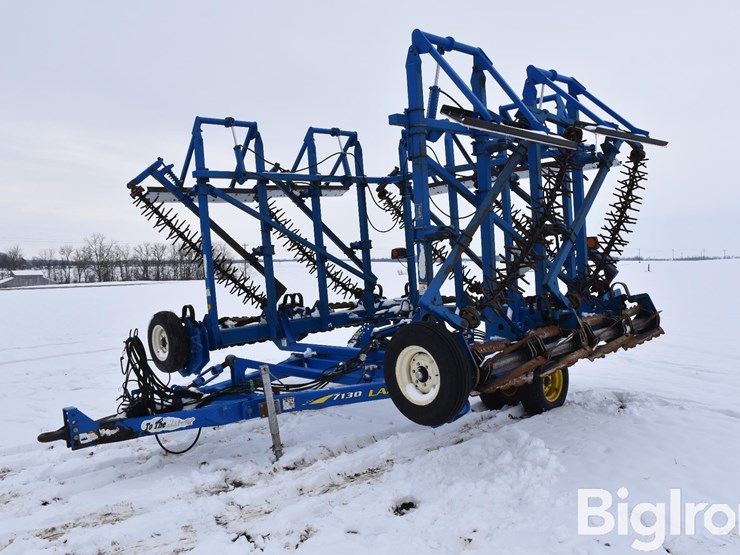 landoll-130-32-to-the-max-roller-harrow-image-1