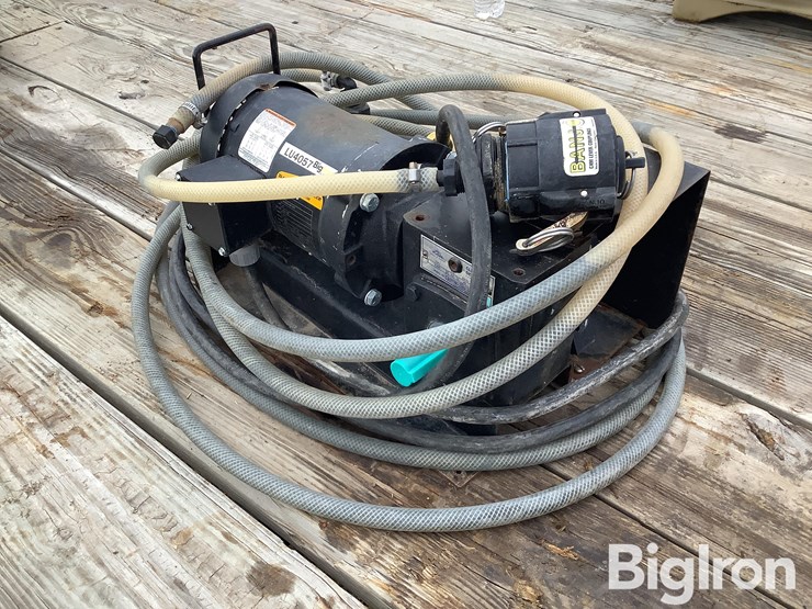 john-blue-21630-injection-chemical-pump-image-1