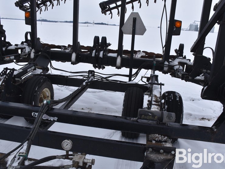 landoll-to-the-max-roller-harrow-image-16