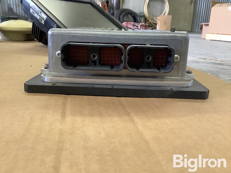 john-deere-8320-image-12