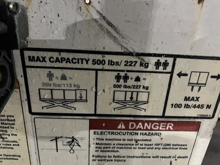 2016-jlg-1930es-image-14