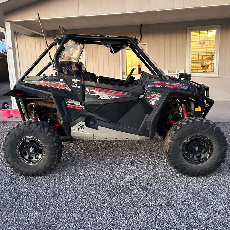2015 POLARIS RZR 900