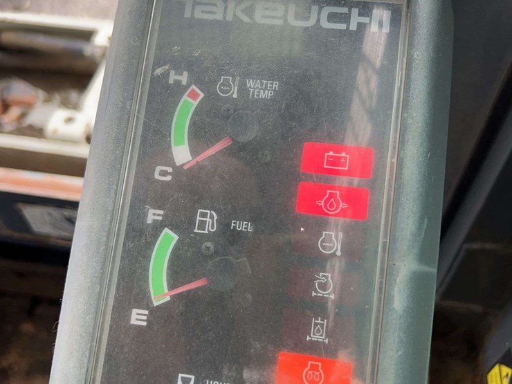 takeuchi-tl250-image-29