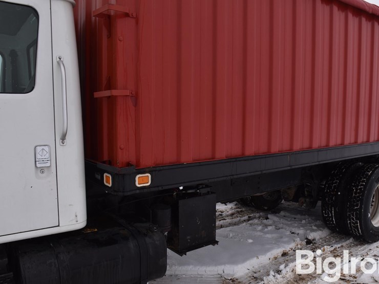 1999-international-4900-image-16