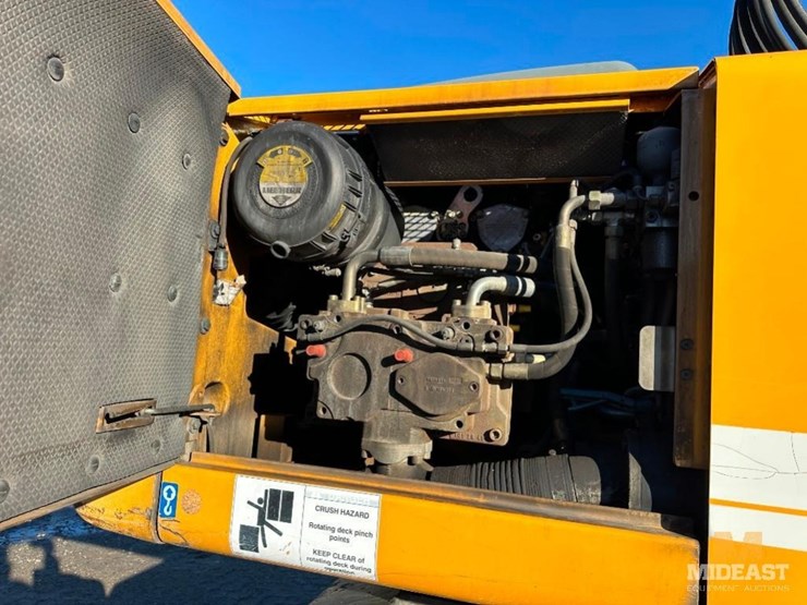 2012-liebherr-924c-wheeled-excavator-image-32