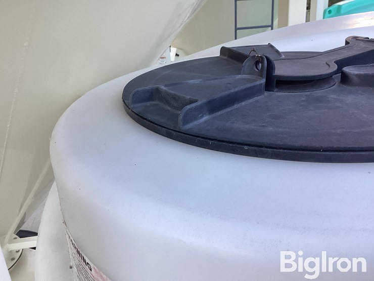 2023-enduroplast-1550-gal-tank-image-8
