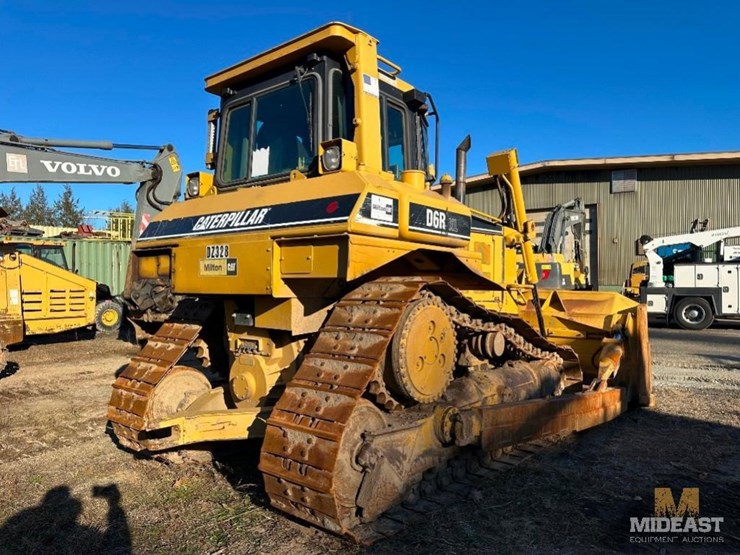 2004-caterpillar-d6r-xl-image-10