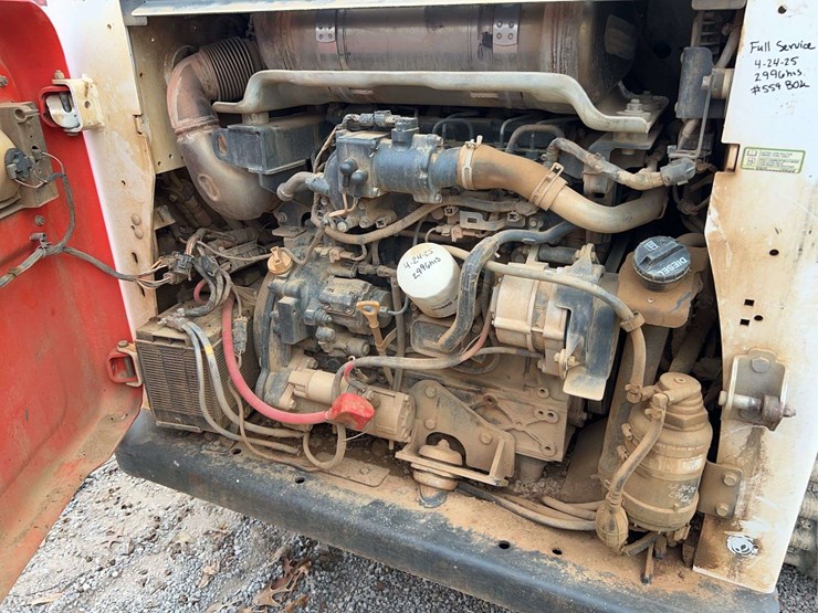 2019-bobcat-t770-image-31