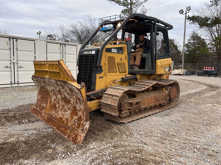 2015-caterpillar-d5k2-lgp-image-7