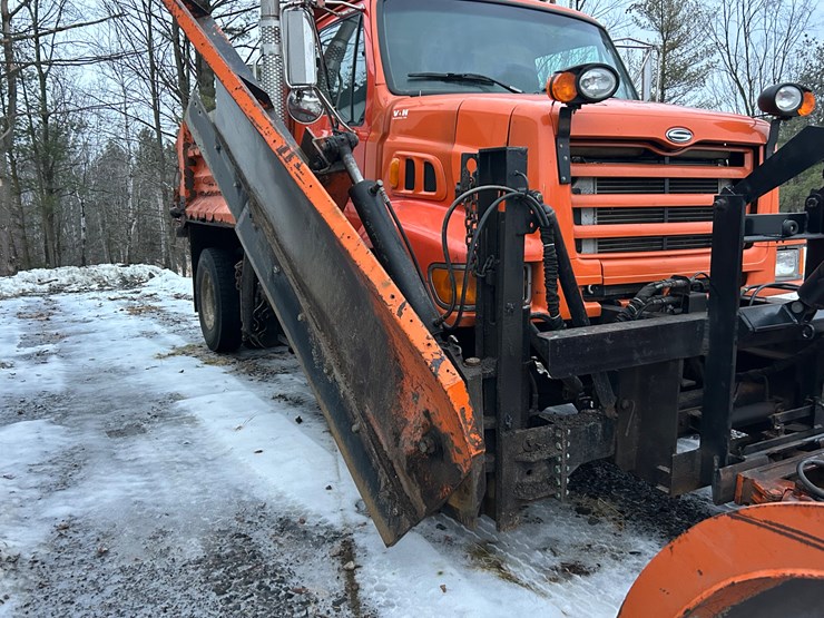 caterpillar-10-image-2