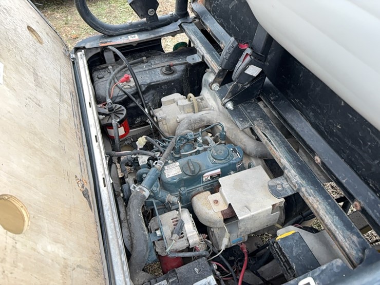 club-car-carryall-1700-utility-vehicle-sn:104218-4x4,-image-14