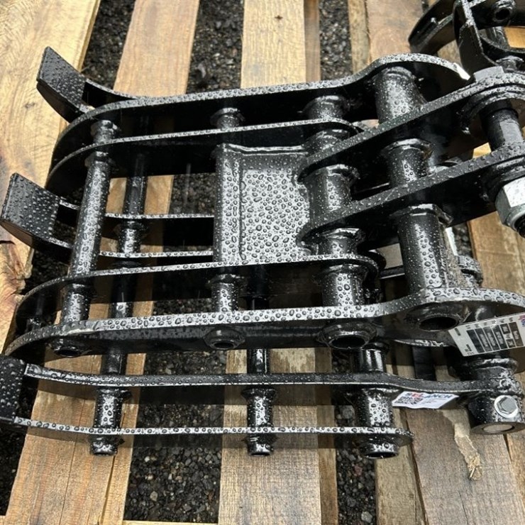 2025 IR Log Grapple Bucket