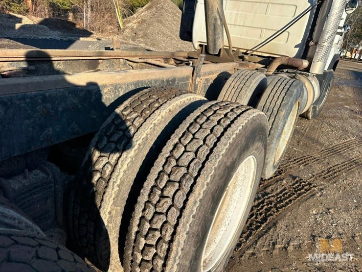 1999-mack-rd688-triaxle-dump-truck-image-24