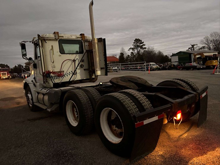 international-9200-image-13