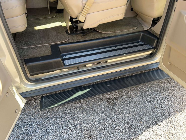 2019-ford-transit-image-21