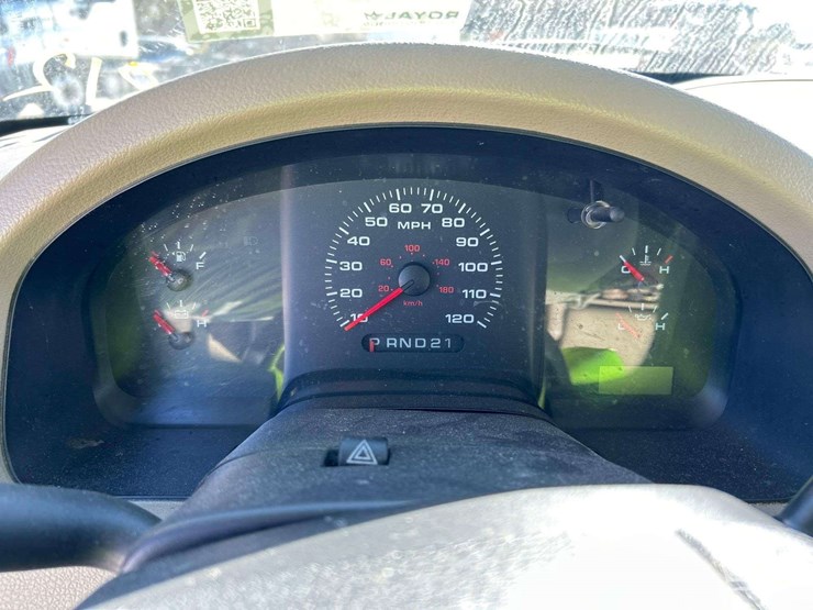 2004-ford-f150-image-16