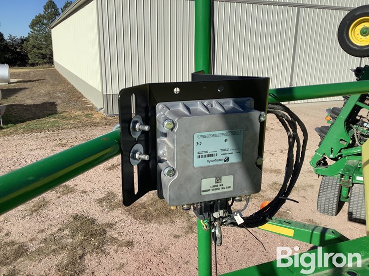 2017-john-deere-1890c-1910t-air-seeder-&-commodity-cart-image-17