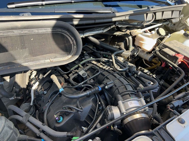 2019-ford-transit-image-51