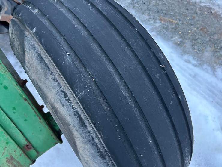 john-deere-750-image-14