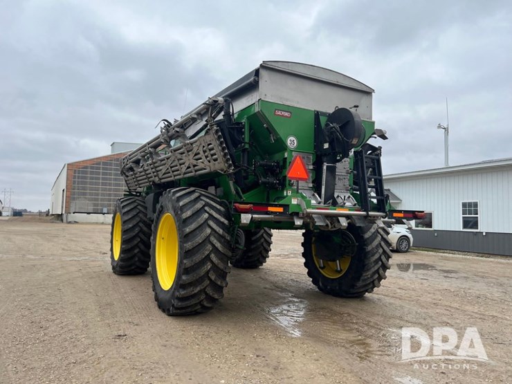 john-deere-600r-image-11