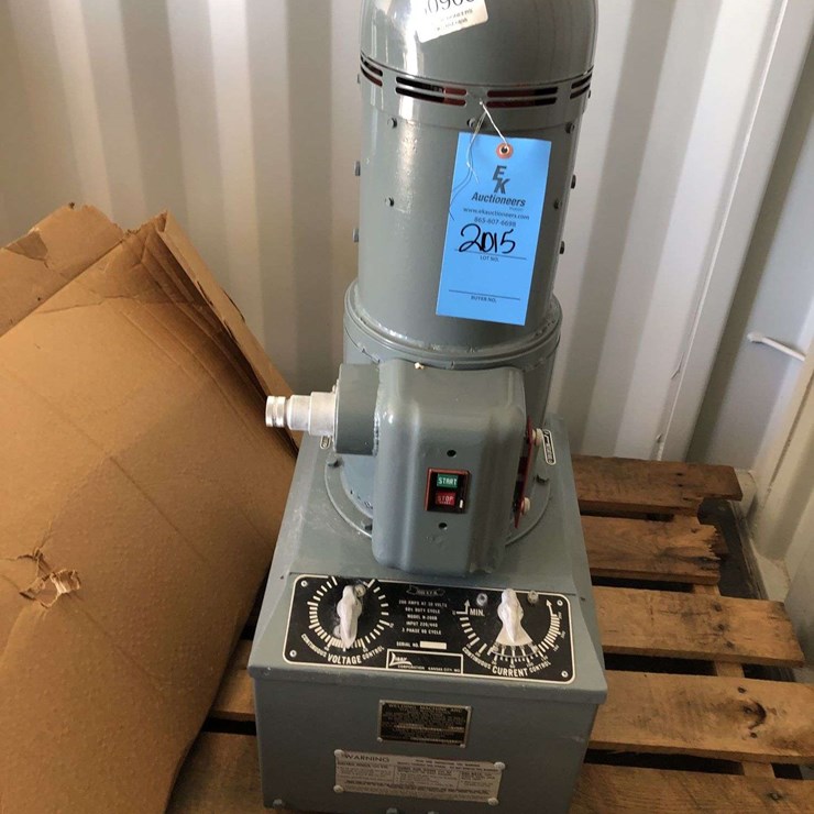 LIBBY ARMY SURPLUS 200 AMP WELDER