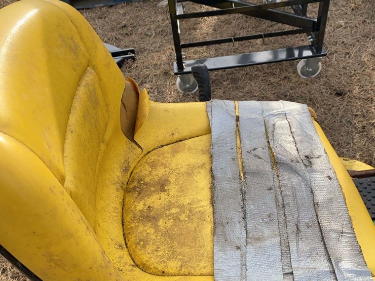 john-deere-l120-image-5