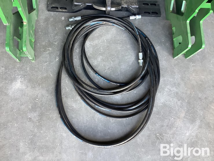 john-deere-8320-image-9