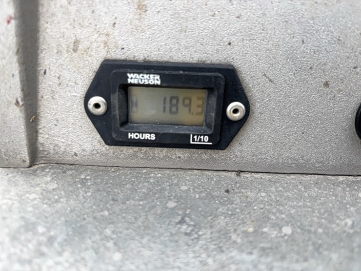 wacker-dpu5545-reversible-plate-compactor-support-equipment-sn:10773261-image-4