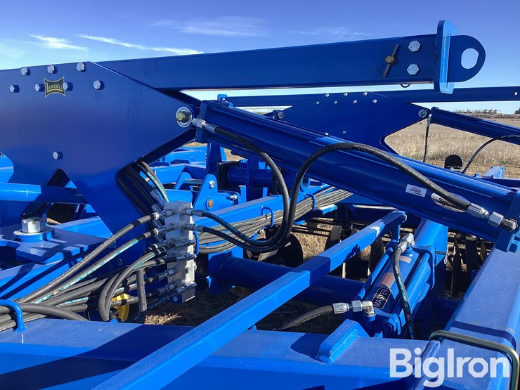 2023-landoll-7530-32-image-15