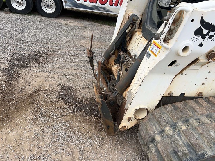 2019-bobcat-t770-image-28