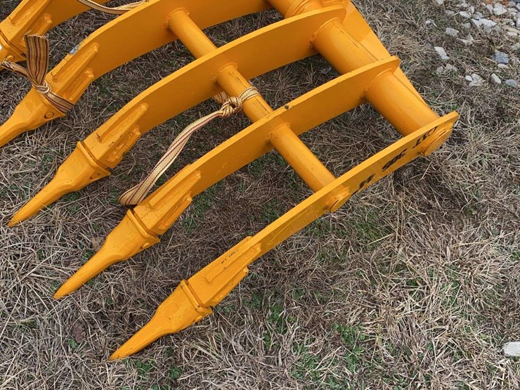 caterpillar-305-image-2