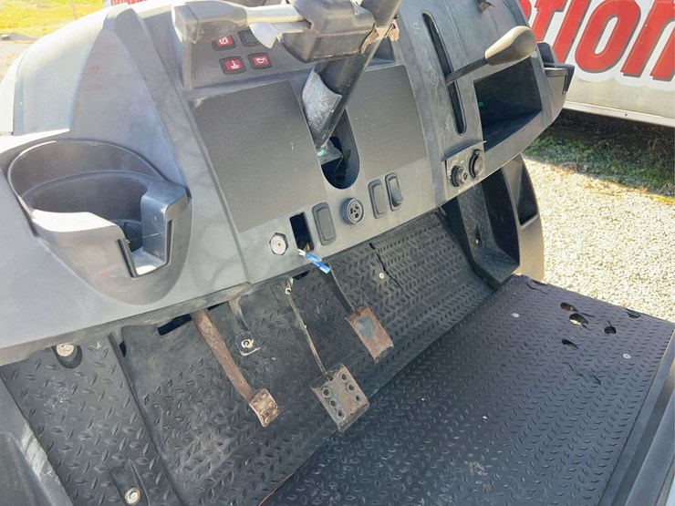 2020-club-car-carryall-1700-image-36