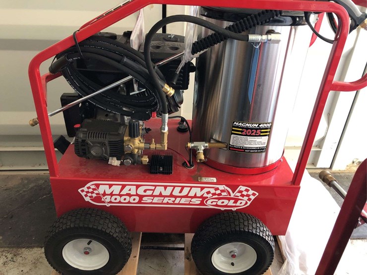 unused-easy-kleen-magnum-4000-hot-water-pressure-washer-image-1