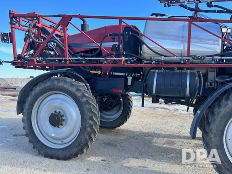 case-ih-patriot-3330-image-15