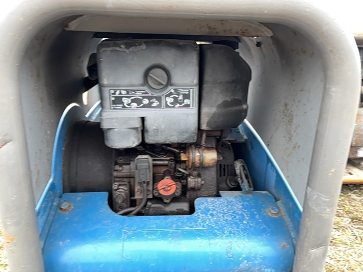 cr7-plate-compactor-support-equipment-sn:6011586-image-3