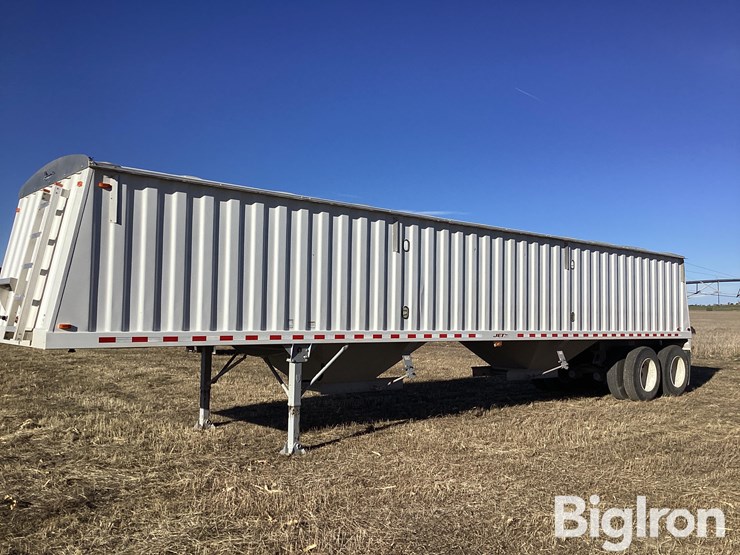 jet-grain-trailer-image-4
