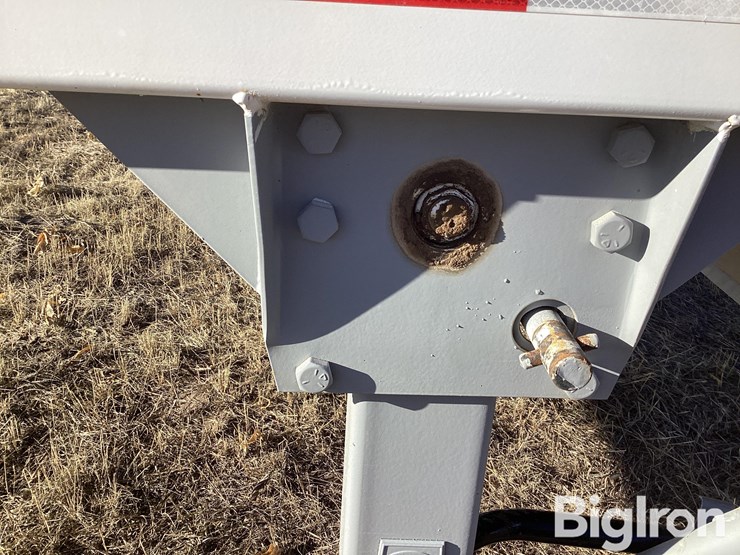 jet-grain-trailer-image-16