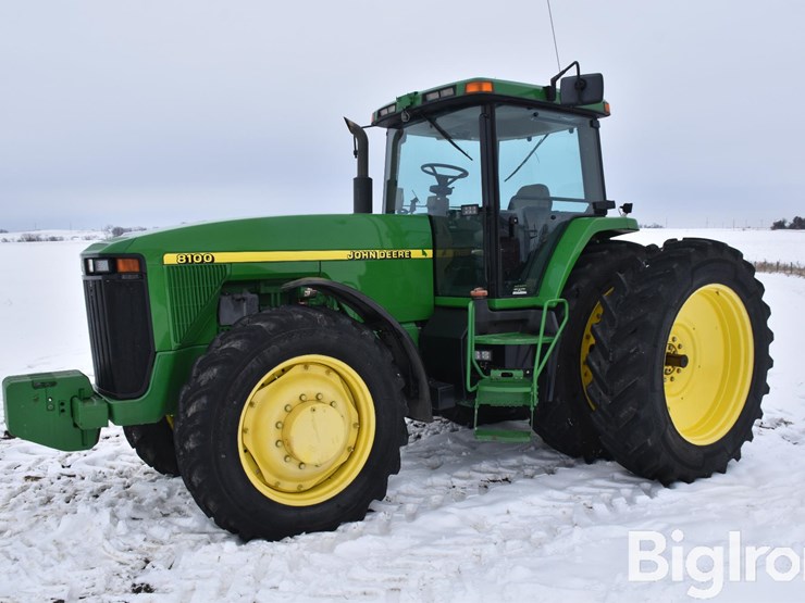 john-deere-8100-image-1