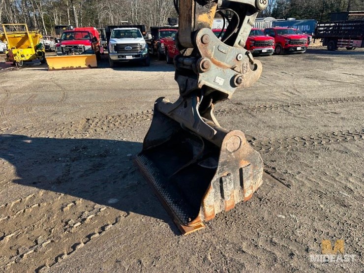 2012-liebherr-924c-wheeled-excavator-image-19