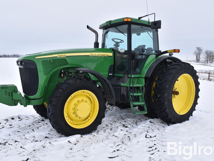 john-deere-8320-image-1