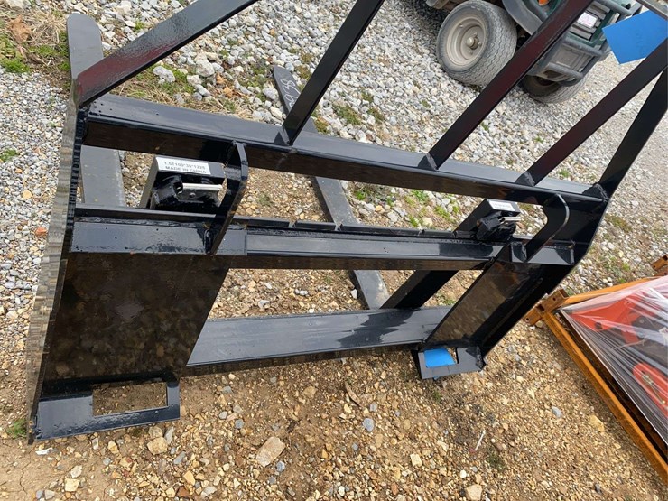 unused-skid-steer-quick-attach-pallet-forks-image-4