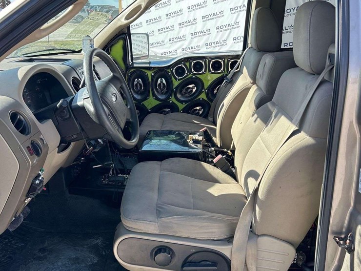 2004-ford-f150-image-12