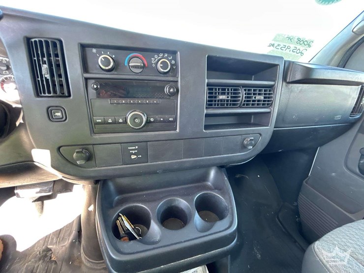 2008-gmc-2500-image-18