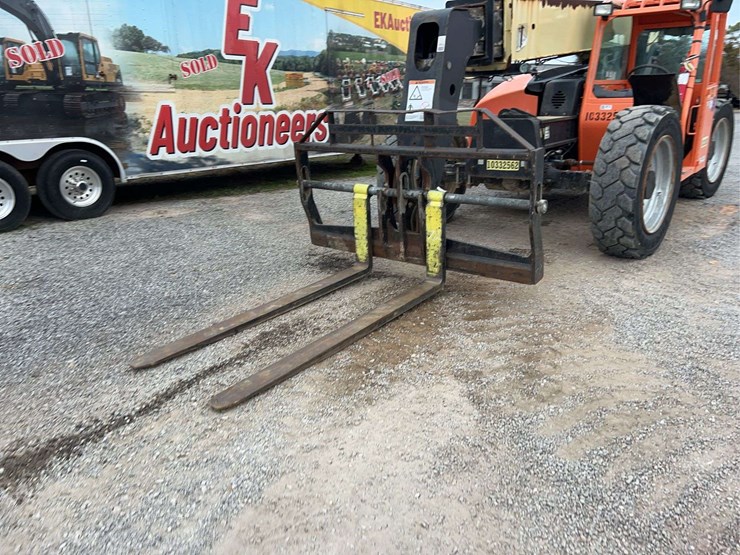 2015-jlg-g6-42a-image-8