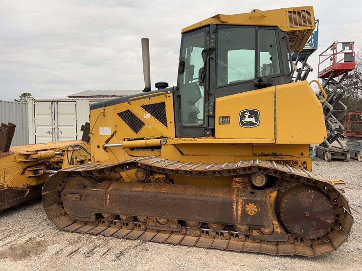 2007-deere-750j-image-27